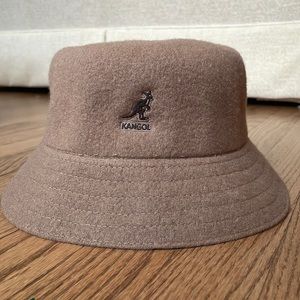 COPY - Kangol Wool Hat Size Large Dark Camel